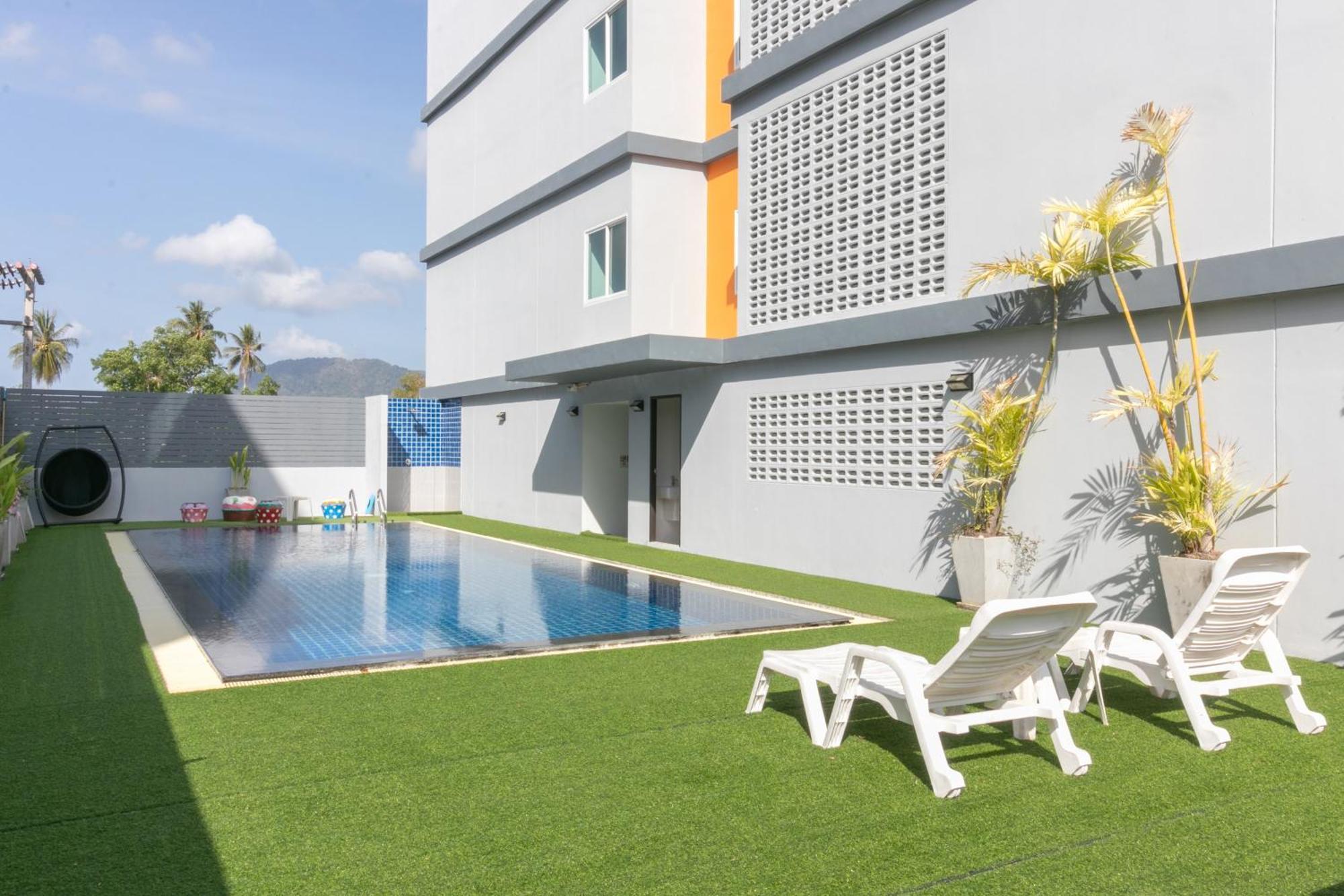 Carpio Hotel Phuket Exterior photo